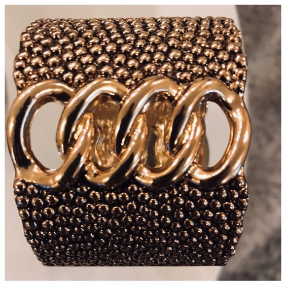 High fashion hand pieces - Picture 3 of 8